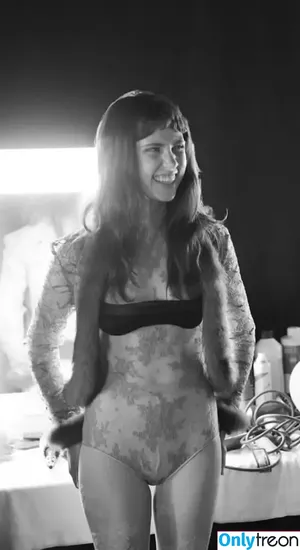 Clairo / Claire Cottrill nude photo #0274