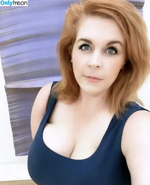 Clara Cobb / claracobb nude photo #0008