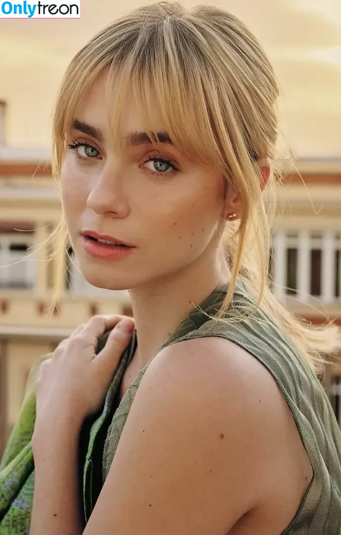 Clara Galle голая photo #0533 (claaragalle)