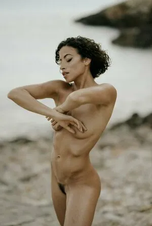 Clara Renè / ClaraRene_ / clara.rene_fit nude photo #0074