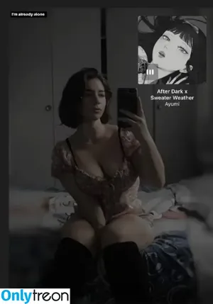 clarabmnn / clarabbee nude photo #0001