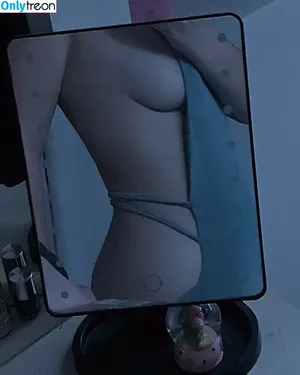 clarabmnn / clarabbee nude photo #0007