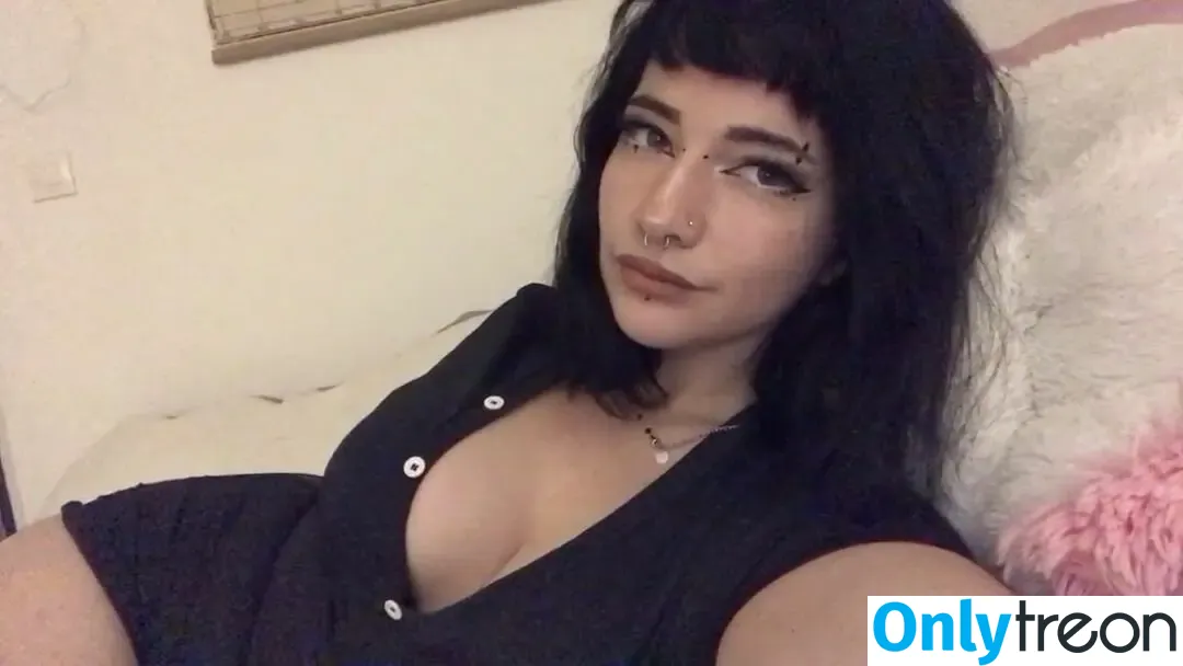 clarabmnn nude photo #0010 (clarabbee)