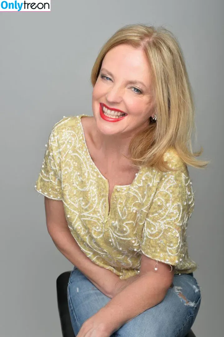 Clare Grogan голая photo #0029 (therealclaregrogan)