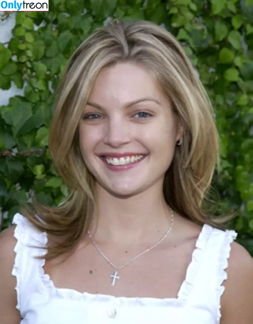 Clare Kramer голая photo #0020 (clarekramerofficial)