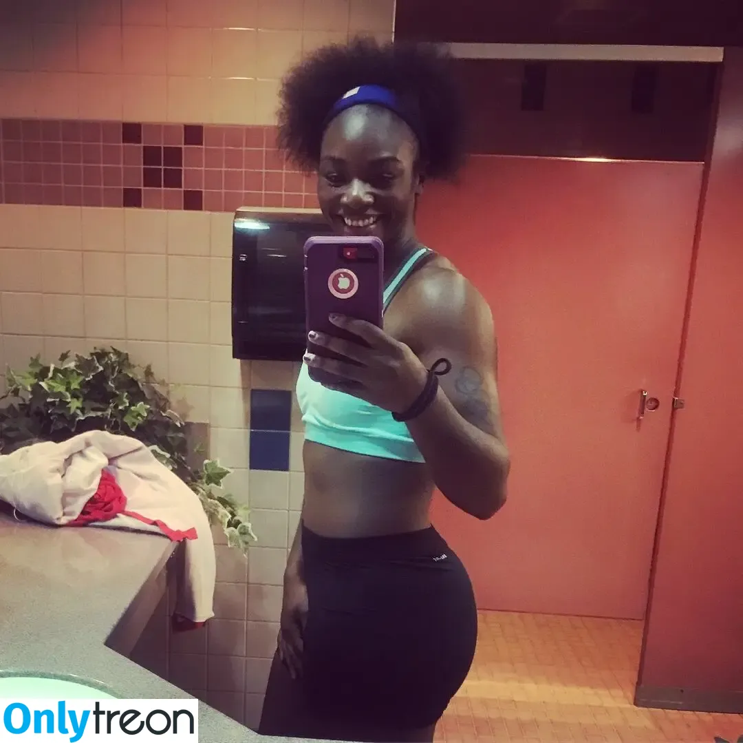 Claressa Shields голая photo #0020 (claressashields)