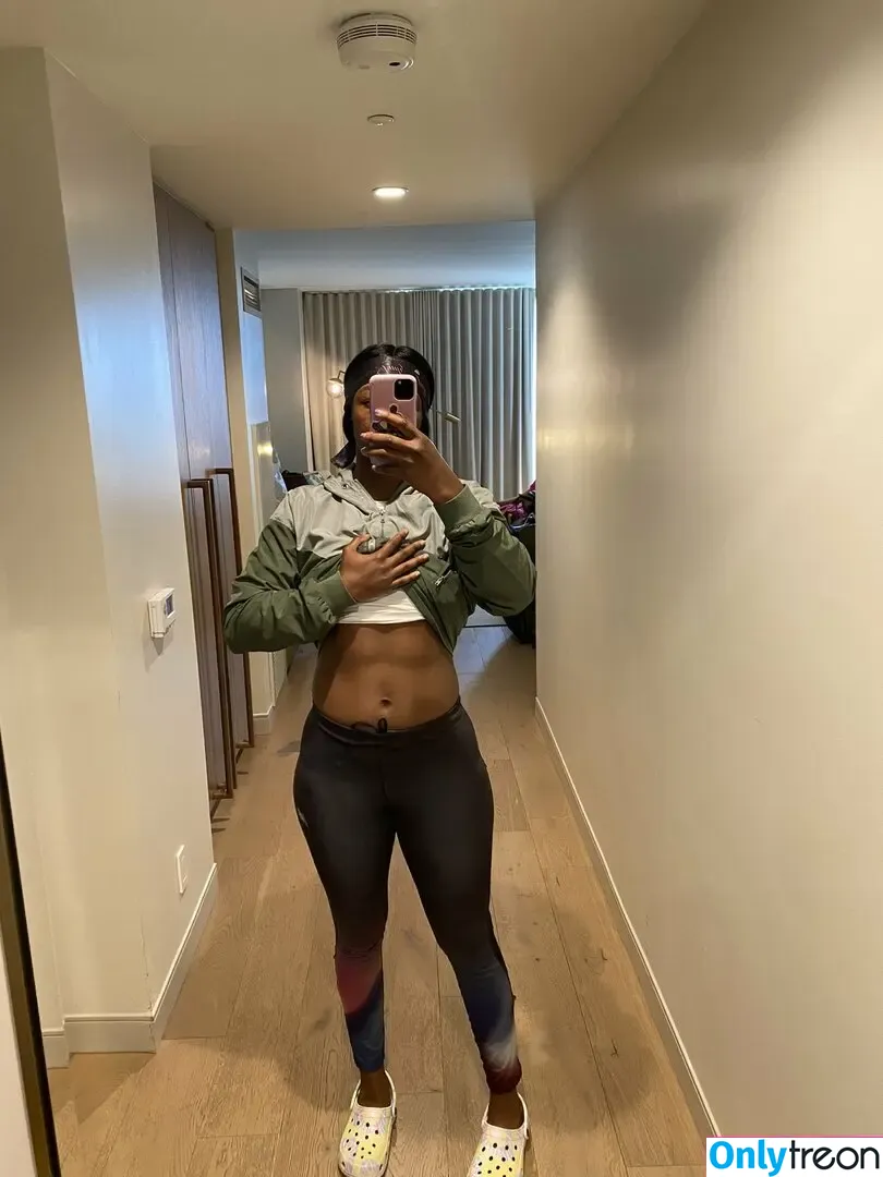 Claressa Shields голая photo #0030 (claressashields)
