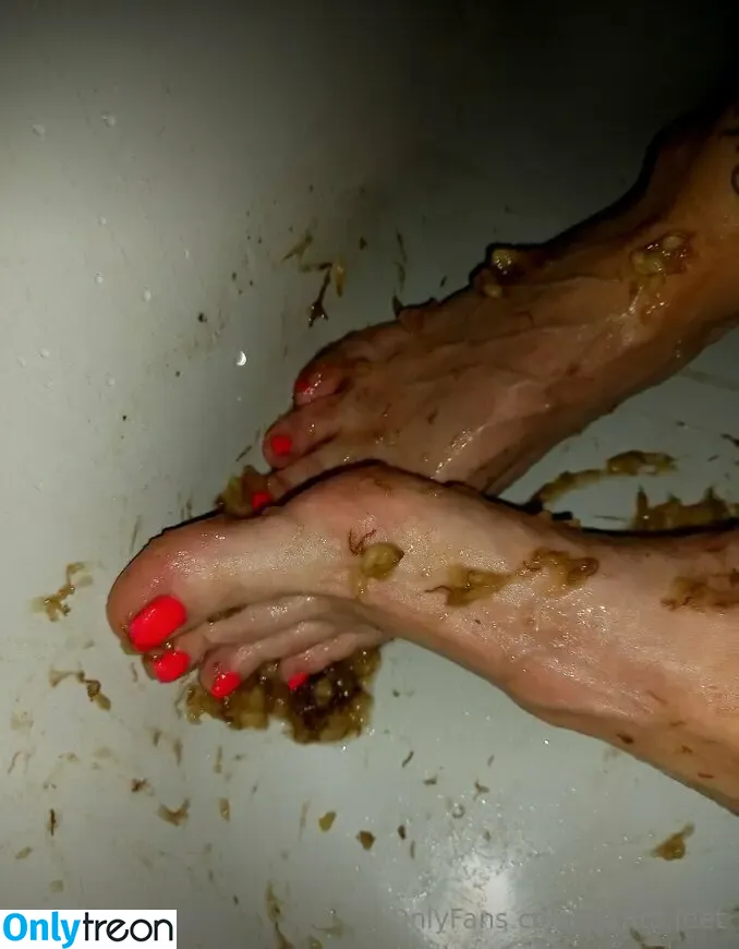 clarita.feet nude photo #0242 (visitsantaclarita)