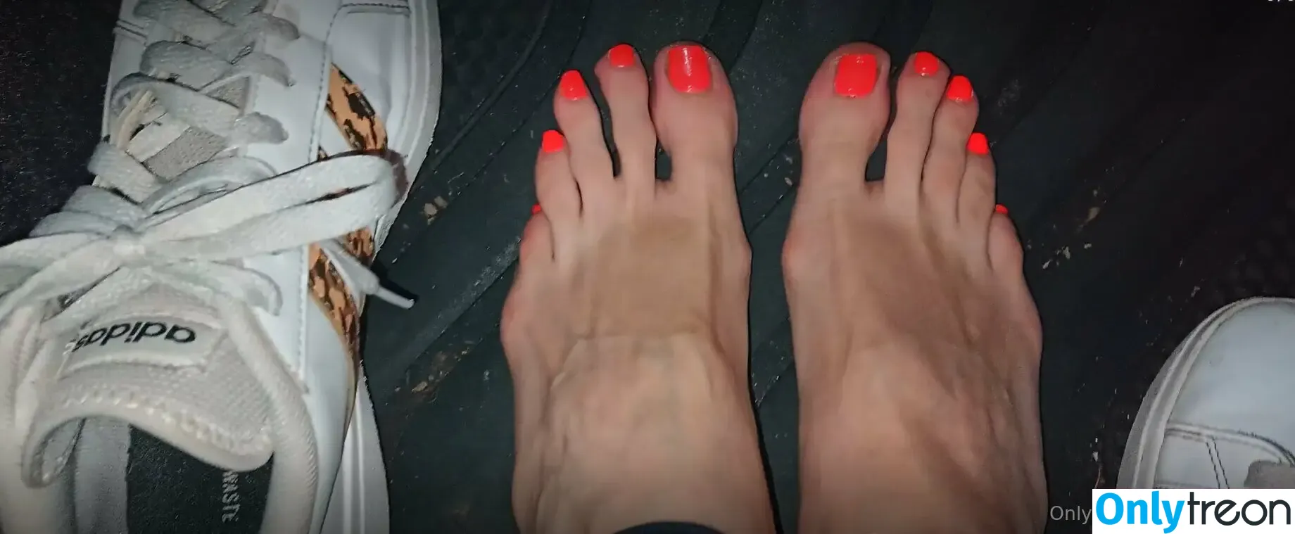 clarita.feet голая photo #0266 (visitsantaclarita)