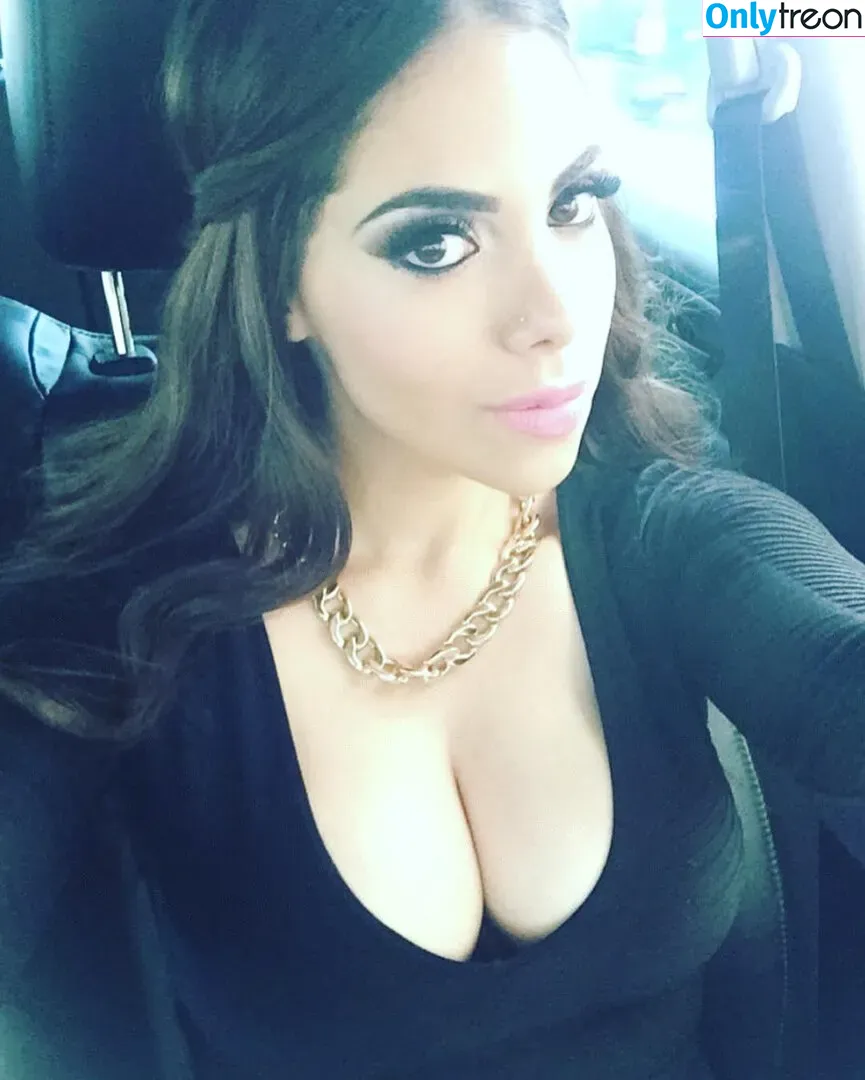 Claudia Guajardo nude photo #0232 (claudiaguajardo93)