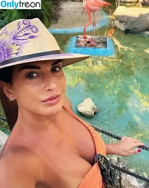 Claudia Letizia / claudialadyletizia / claudialetizia фото голая #0200