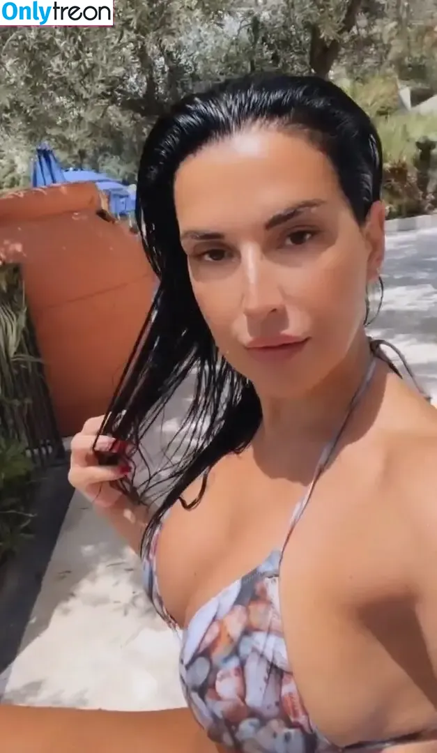 Claudia Letizia голая photo #0099 (claudialadyletizia / claudialetizia)