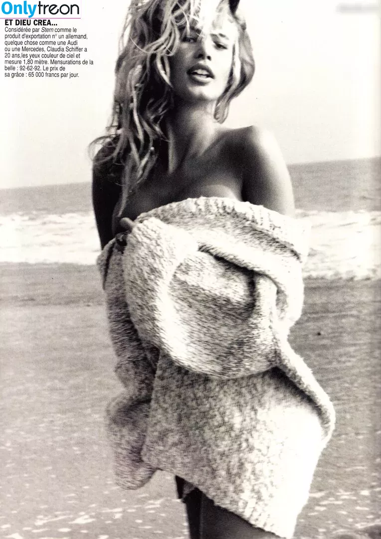 Claudia Schiffer голая photo #0144 (claudiaschiffer)
