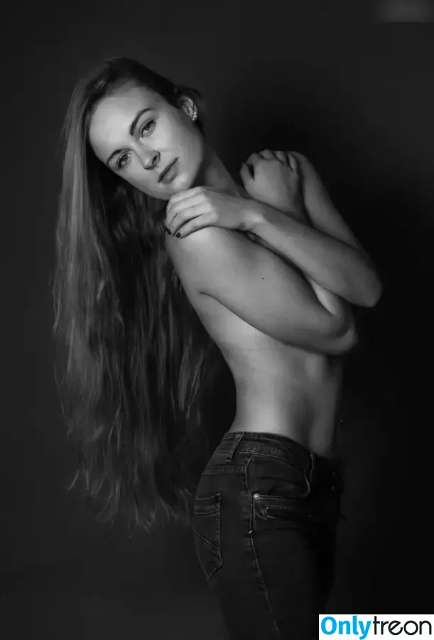 Claudia Struwe (flying_claudia_) nude photo #0013 (Claudia Struwe (flying_claudia_))