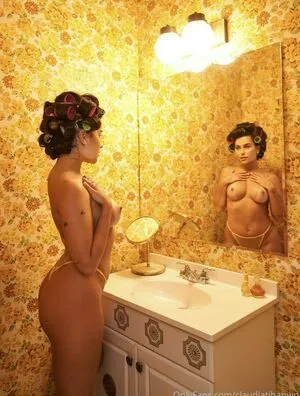 Claudia Tihan / claudiatihan фото голая #0194