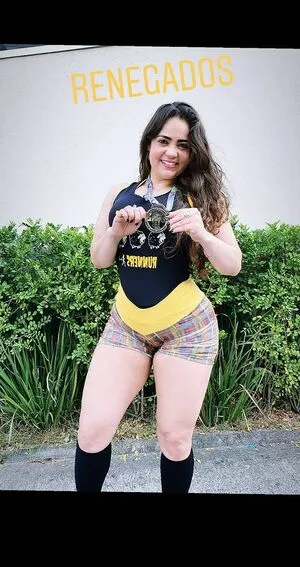 Claudia Trindade / claudiatrindadeoficial фото голая #0011