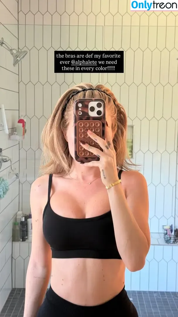 Claudia Walsh nude photo #0296 (claudiawalsh / cllaaaudiaa)