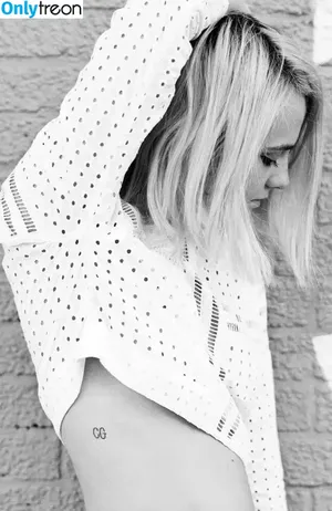 Clementine Creevy / cherryglazerr nude photo #0008