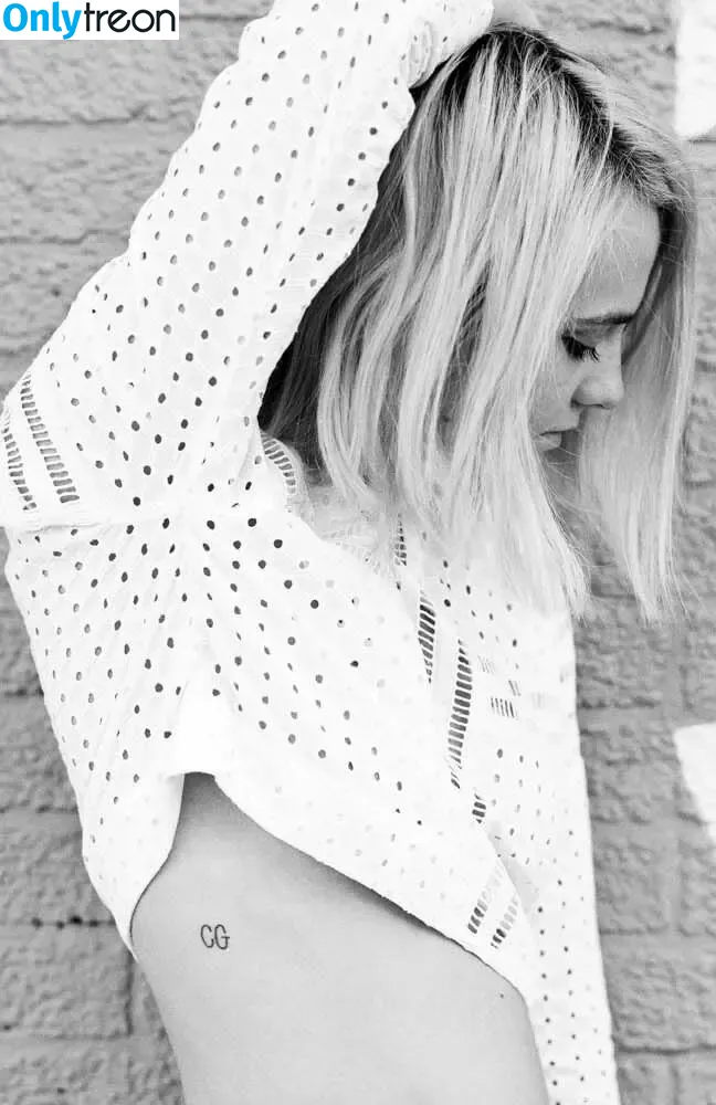 Clementine Creevy nude photo #0008 (cherryglazerr)