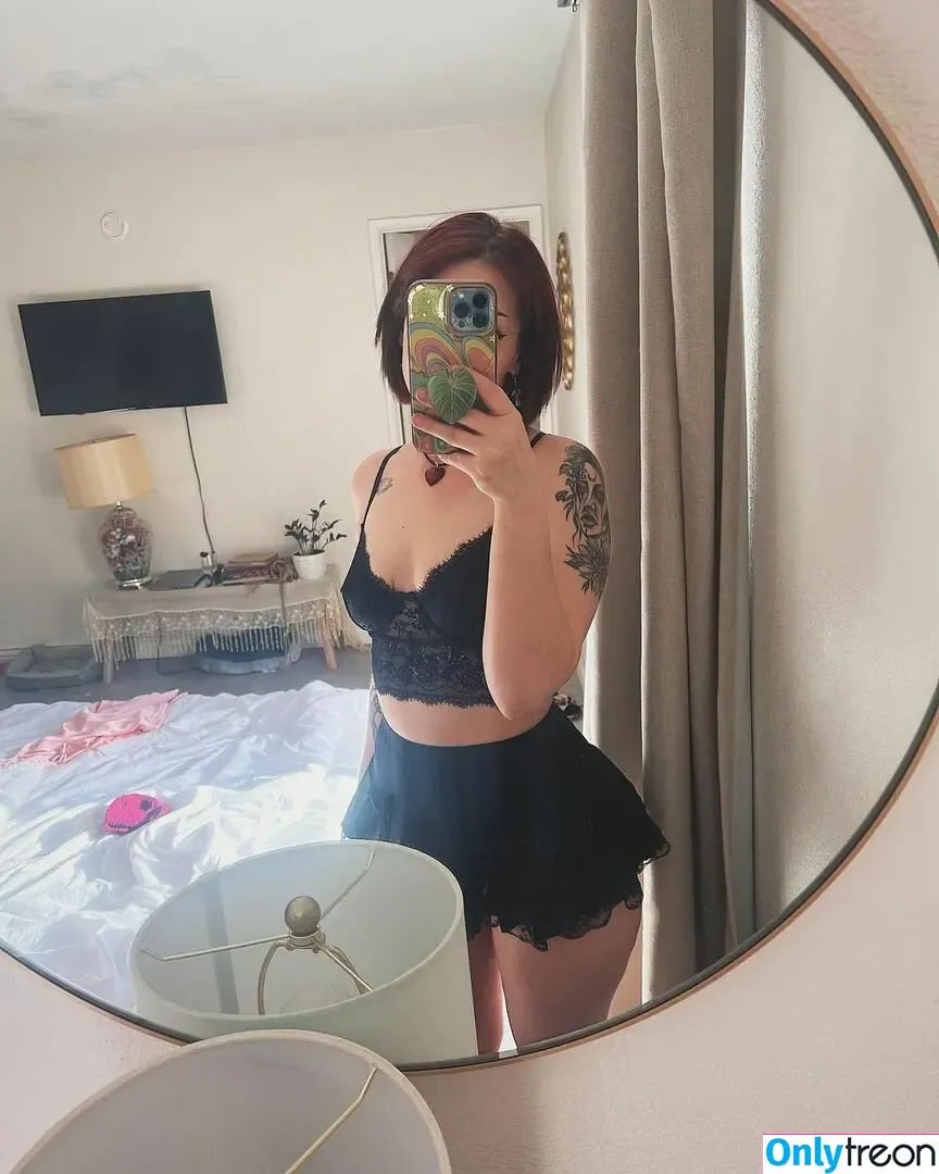 Cleo Moon nude photo #0019 (cleo_m00n / cleom00n)
