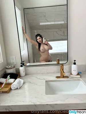 cleoblossom / cleoblossomTV / notcleoblossom nude photo #0577