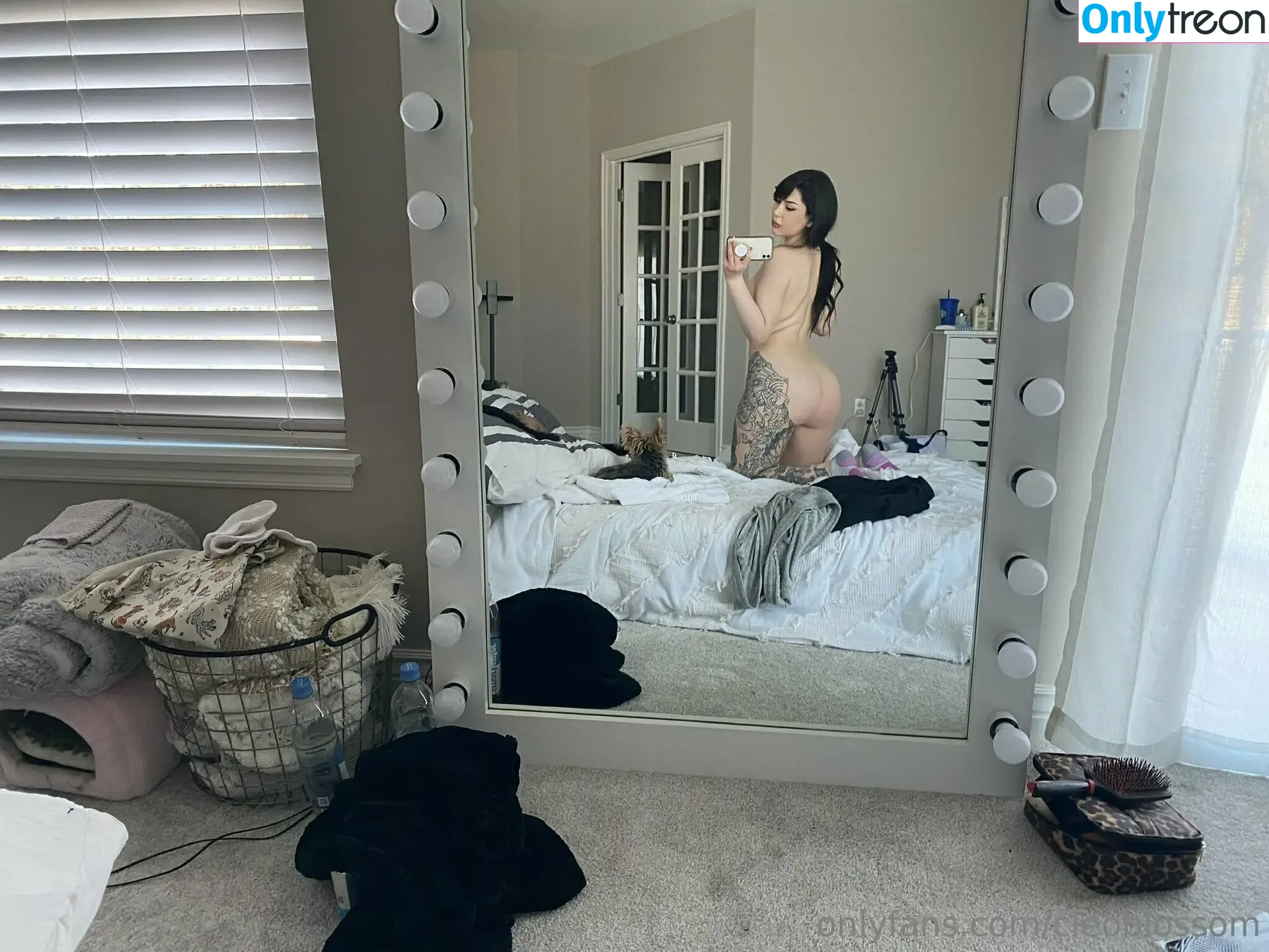 cleoblossom nude photo #0588 (cleoblossomTV / notcleoblossom)