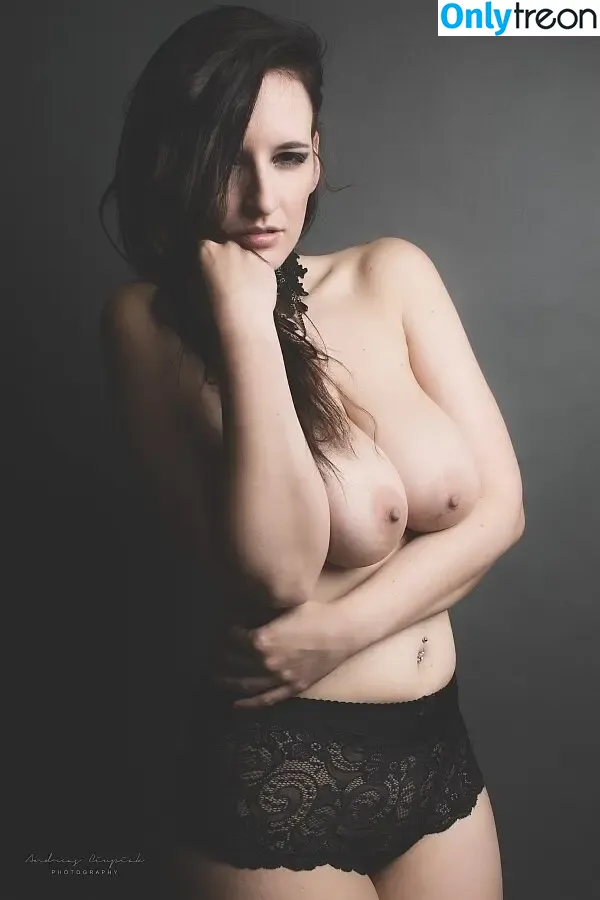 Cleothiaberlinmodel nude photo #0130 (Cleothia1 / cleothiaberlinmodel_2)