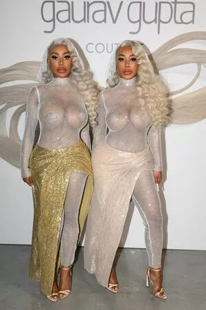 Clermont Twins / Theclermonttwins / clermonttwins nude photo #0059