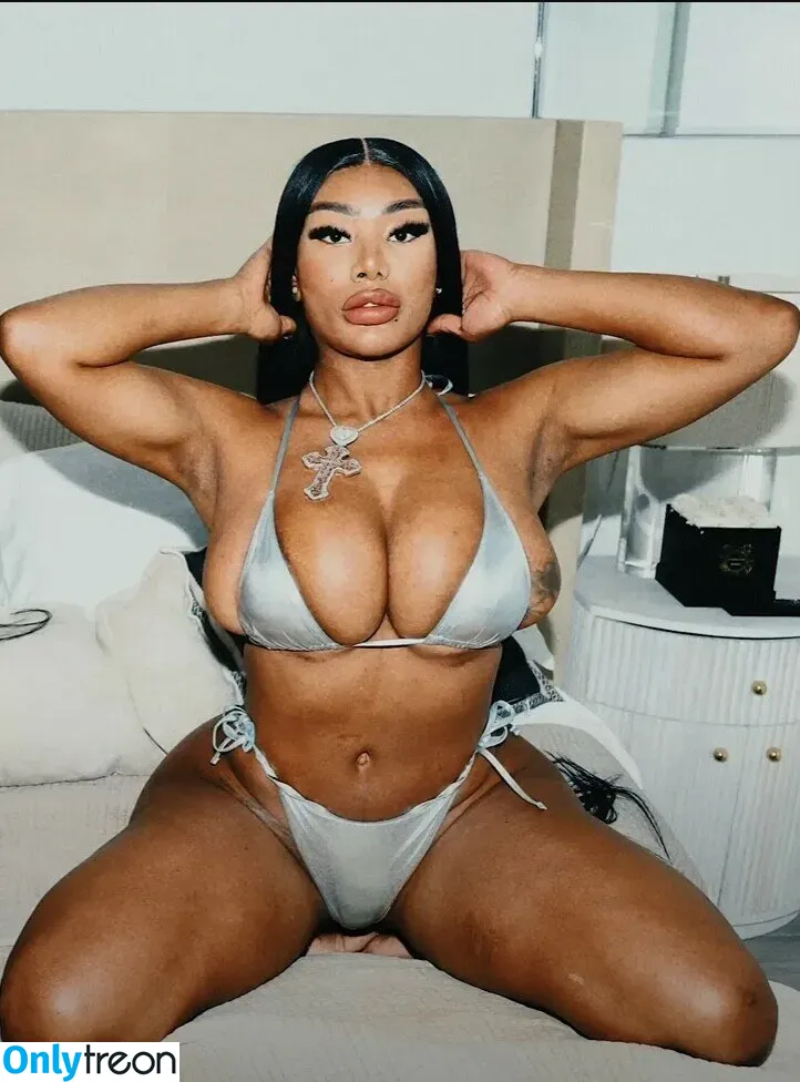 Clermont Twins голая photo #0018 (Theclermonttwins / clermonttwins)