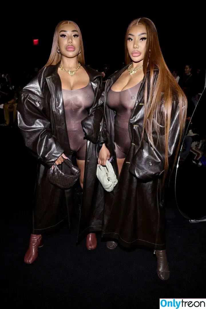 Clermont Twins nude photo #0036 (Theclermonttwins / clermonttwins)