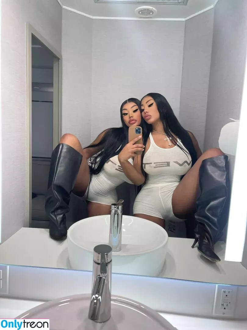 Clermont Twins nude photo #0085 (Theclermonttwins / clermonttwins)