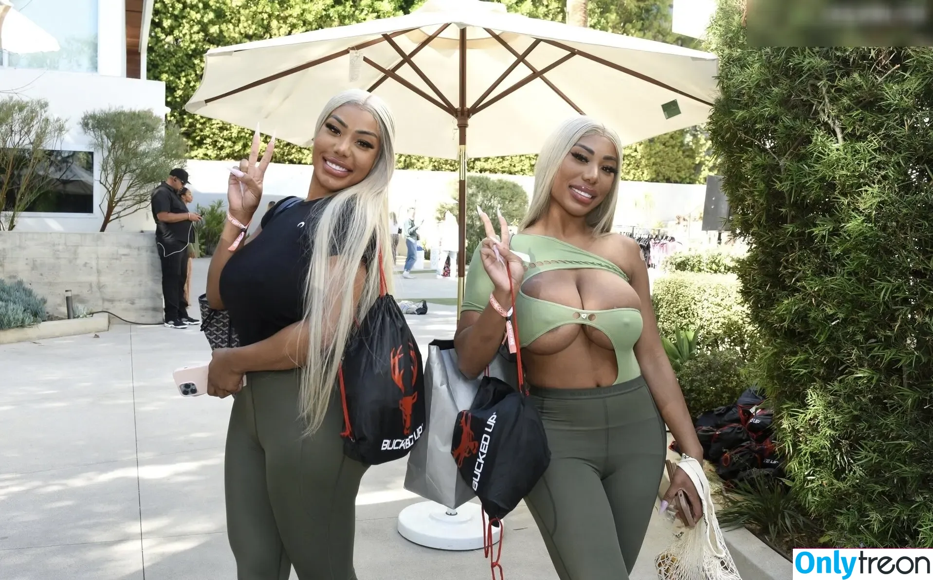 clermonttwins nude photo #0003 (clermonttwins)