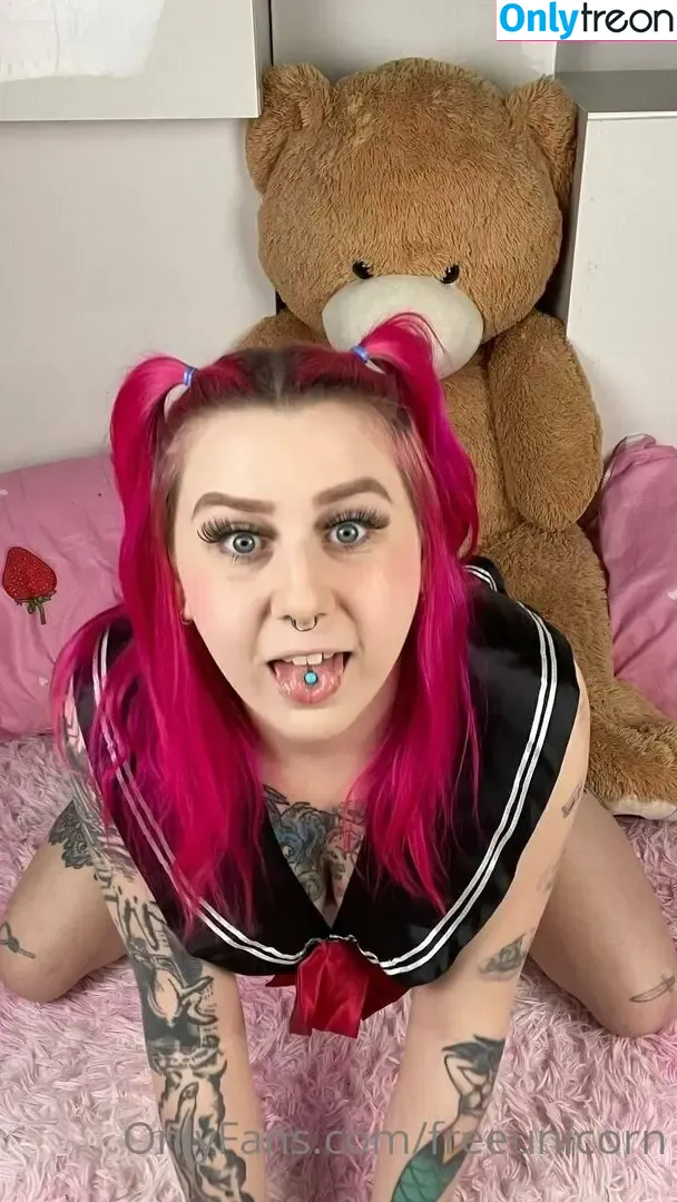 climbmickeymountain nude photo #0025 (climbmickeymountain)