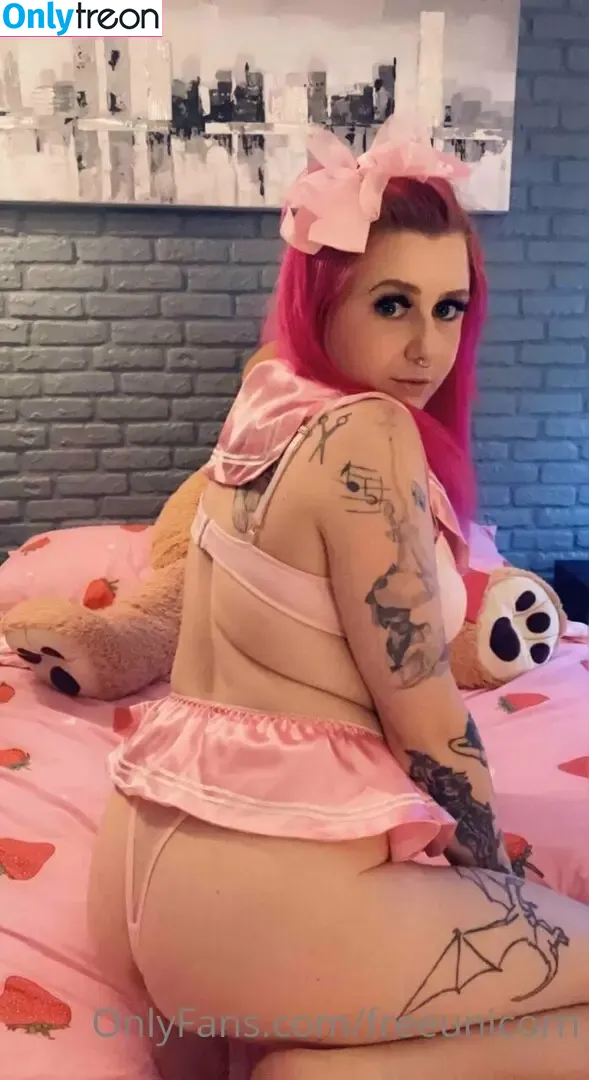 climbmickeymountain nude photo #0035 (climbmickeymountain)
