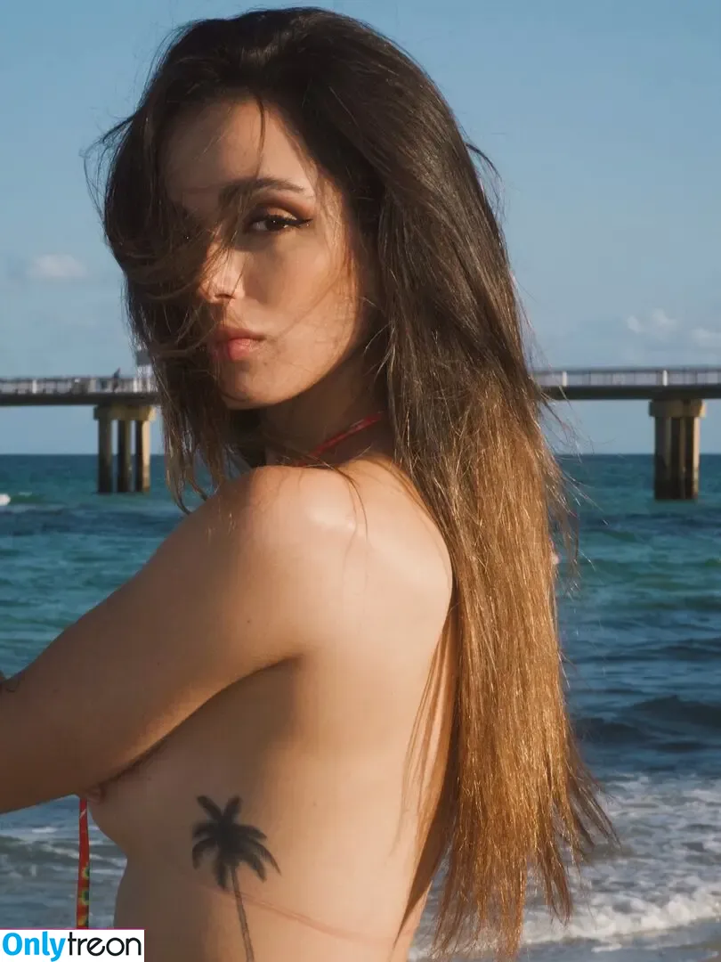 Cloe Greco nude photo #0190 (cloegreco / clowi)