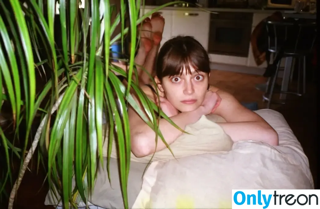 Cloe Simoncioni голая photo #0014 (Cloes_)