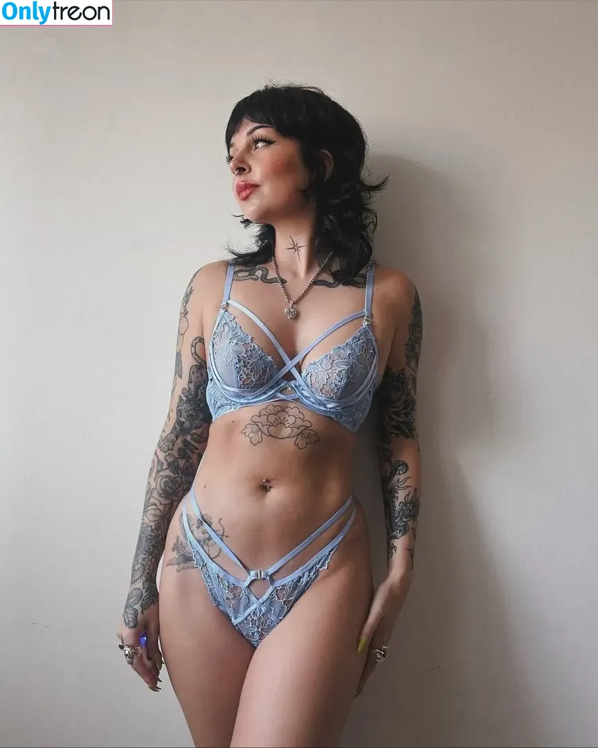 Clogascoigne nude photo #0011 (user)