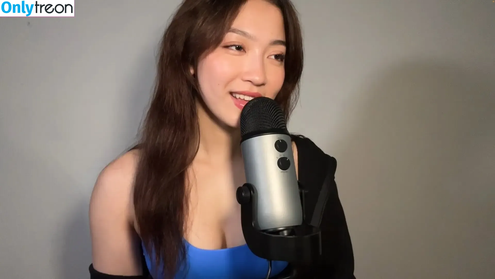 Cloud Crystal ASMR nude photo #0070 (CloudCrystal / crystaldiahmond / crystalllmethhh)