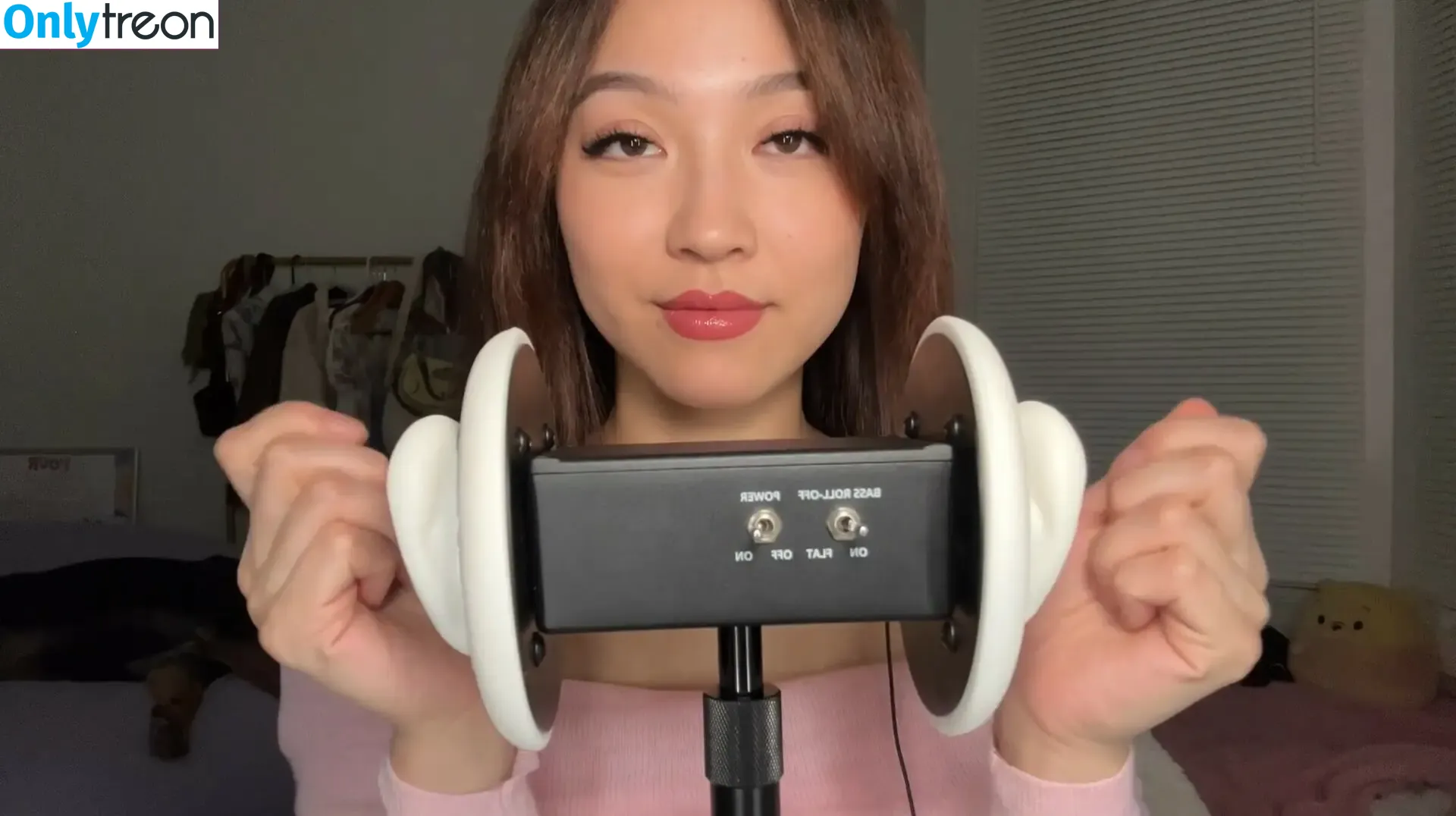 Cloud Crystal ASMR nude photo #0073 (CloudCrystal / crystaldiahmond / crystalllmethhh)
