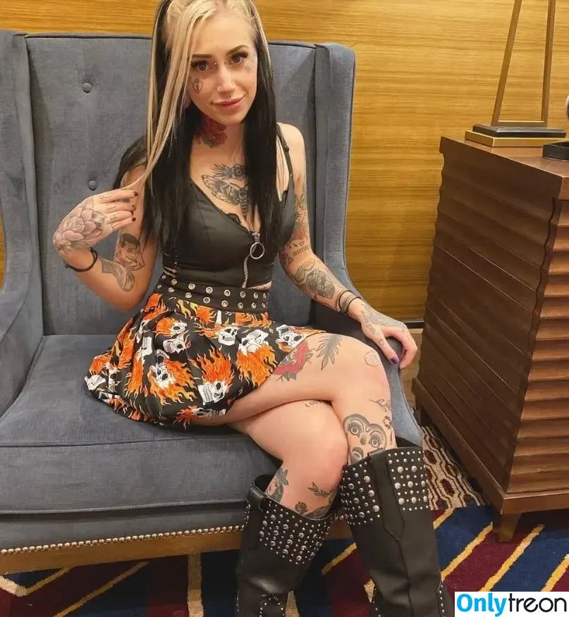 ClownFaceMacy nude photo #0027 (Macy White / XxClownFacexx MacyIsLame / xxclownfacexx)