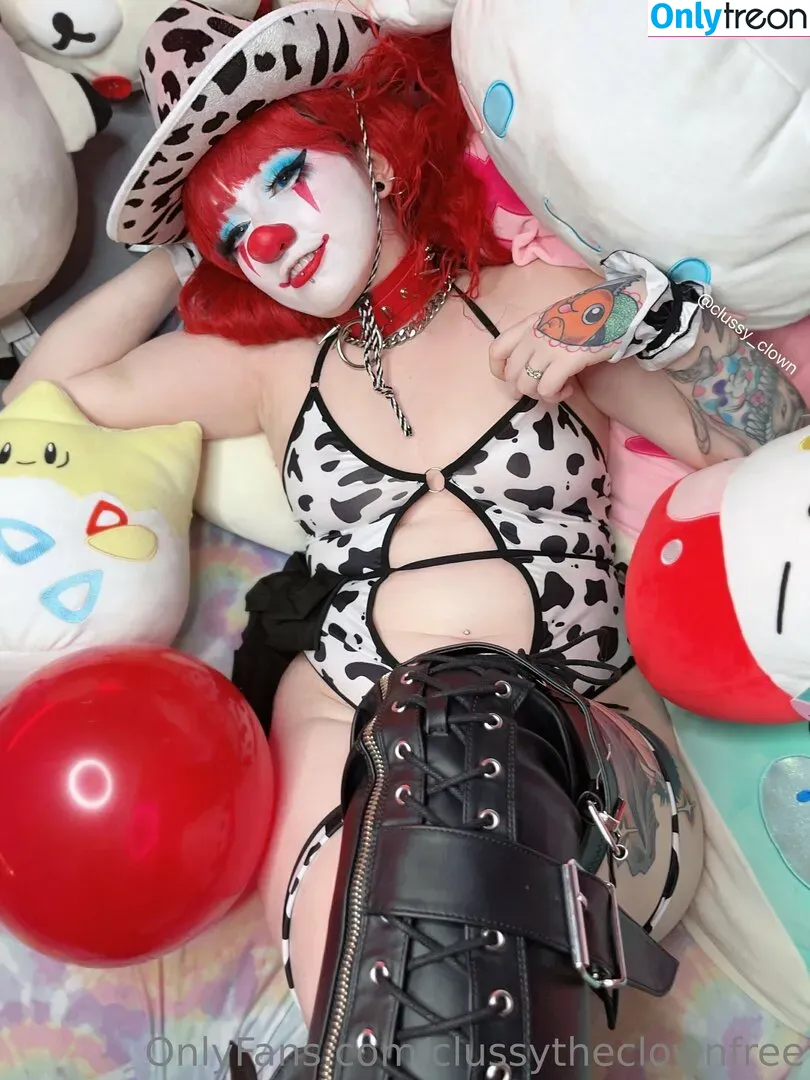clussytheclownfree nude photo #0033 (clussytheclownfree)