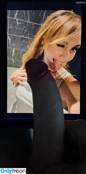 Cock Tributes / princessleoonie nude photo #0168