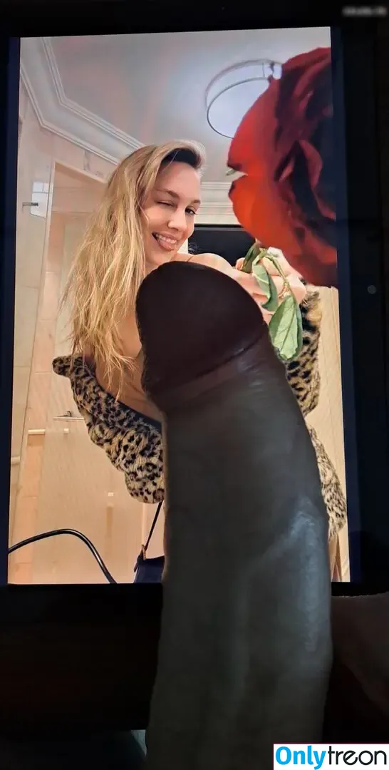 Cock Tributes nude photo #0166 (princessleoonie)