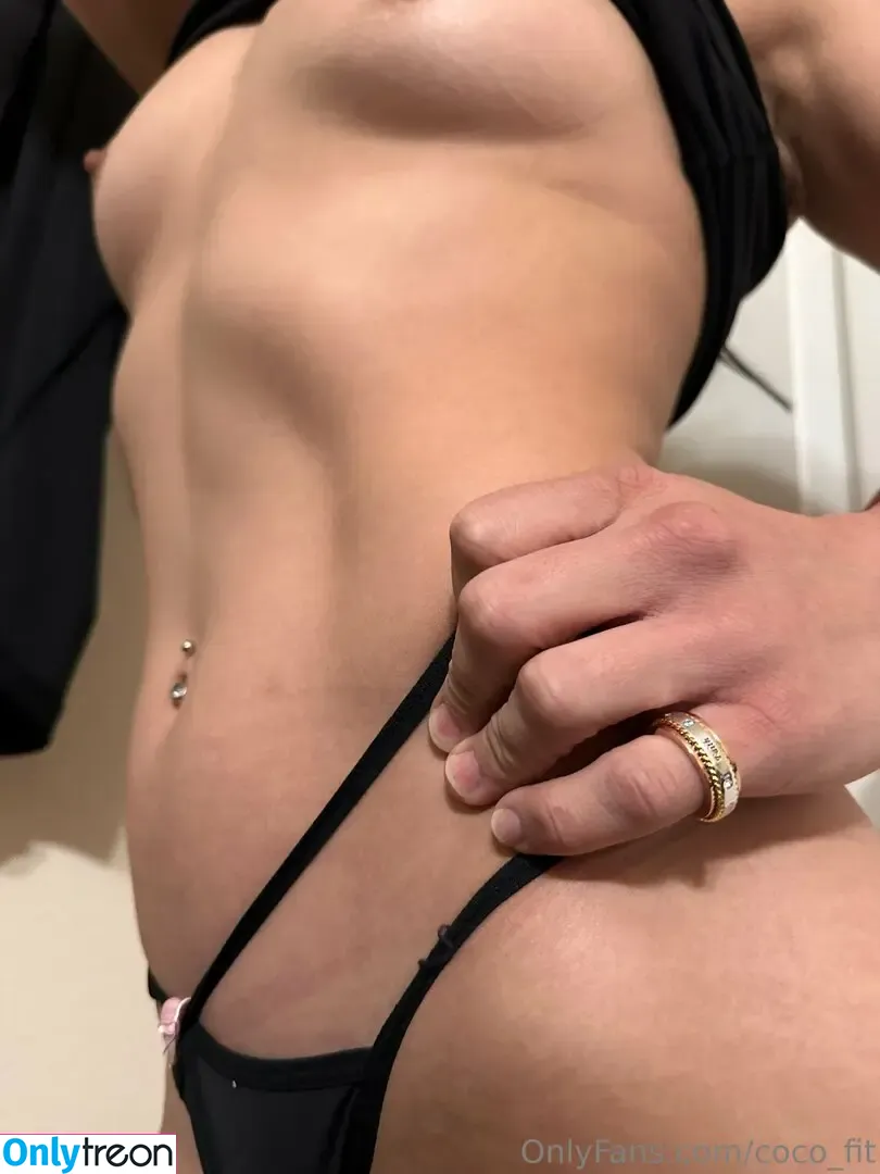 coco_fit nude photo #0064 (coconutloveable_fit)