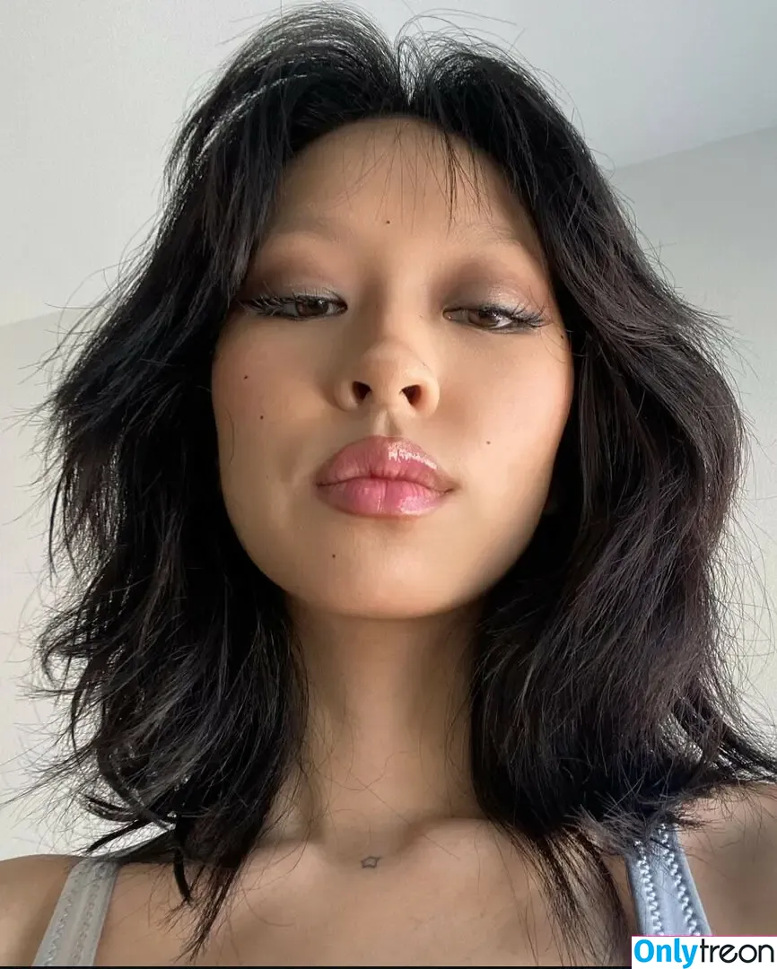 Coco Huang / cocohuang_ голая photo #0001 (Coco Huang / cocoxhuang)