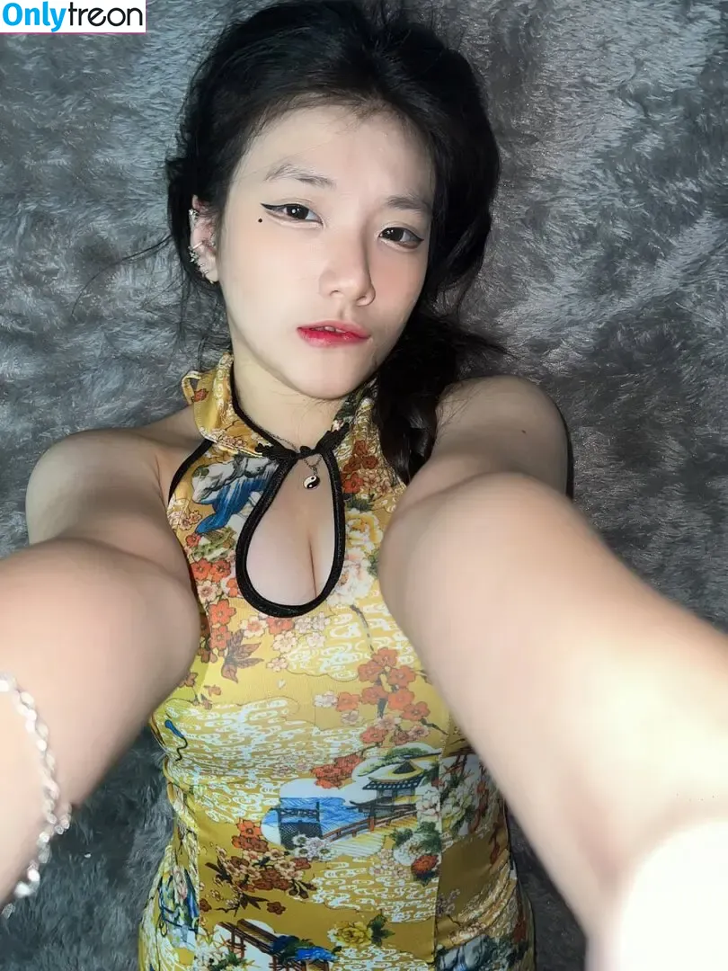 Cocobroccolee Brocolee nude photo #0002 (cocobroccolee)