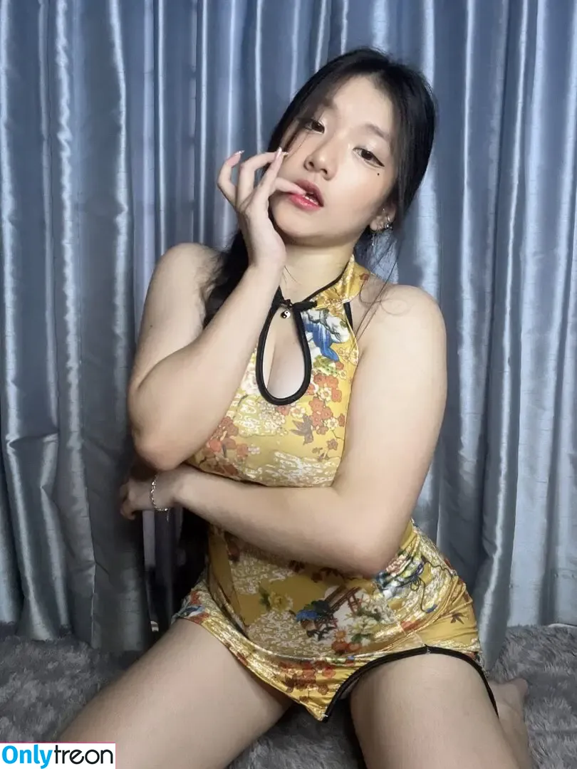 Cocobroccolee Brocolee nude photo #0003 (cocobroccolee)