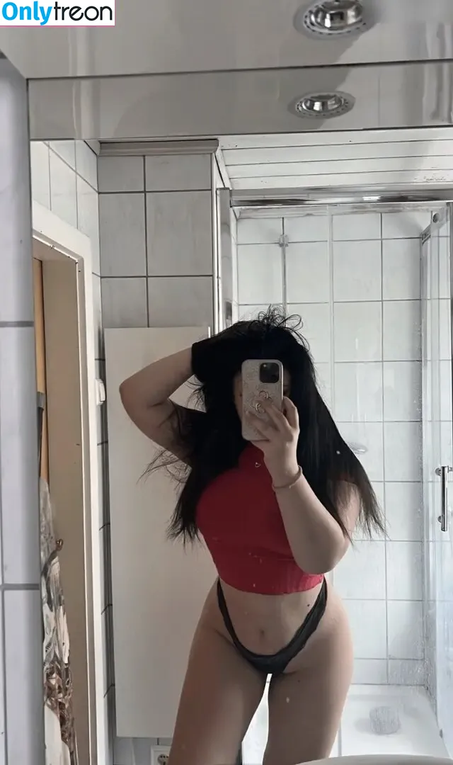 Cocotastee nude photo #0027 (coco_hlrr)