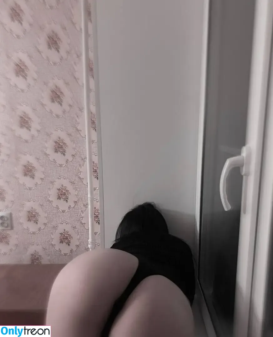 Codependency nude photo #0008 (Sakura Tomiko / 富子 さくら)