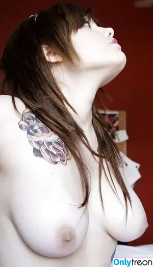 Coeur de pirate / beatricepirate nude photo #0073